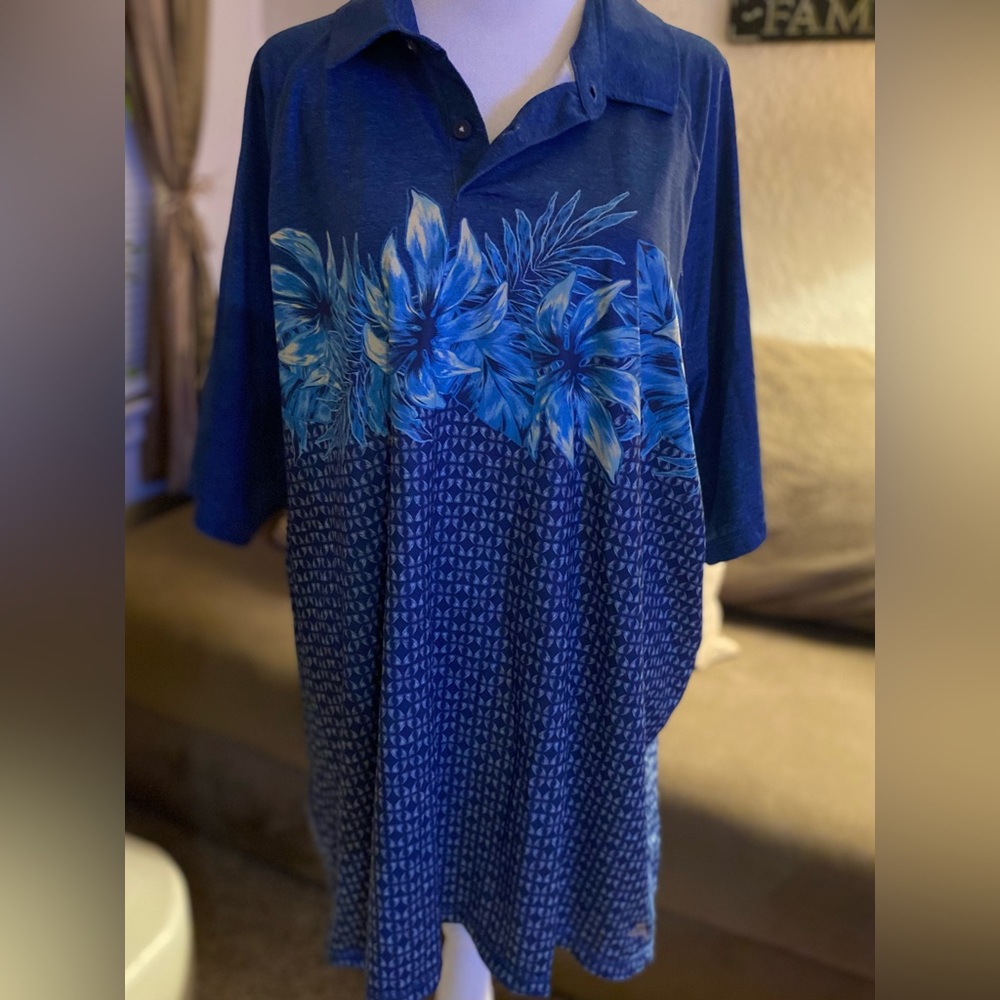 Tommy Bahama IslandZone Graphic Tee - Picture 8 of 10